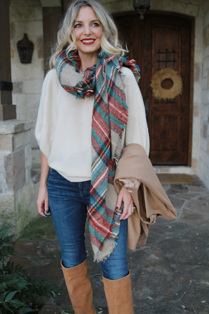 Blanket Scarf Outfits: 50 Ways to Wear a Blanket Scarf