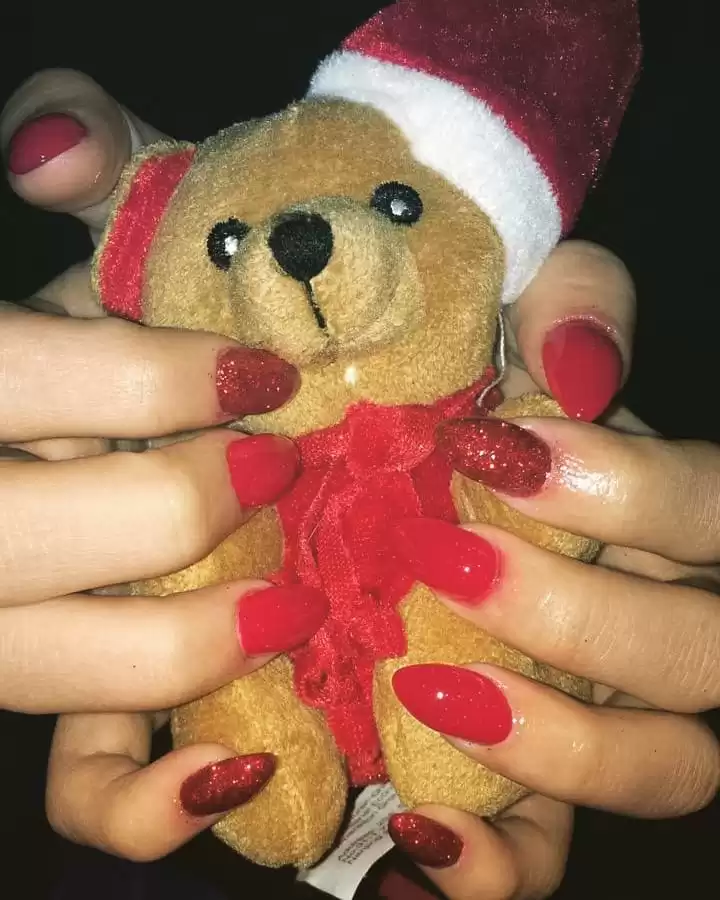 Christmas nail designs for 2023