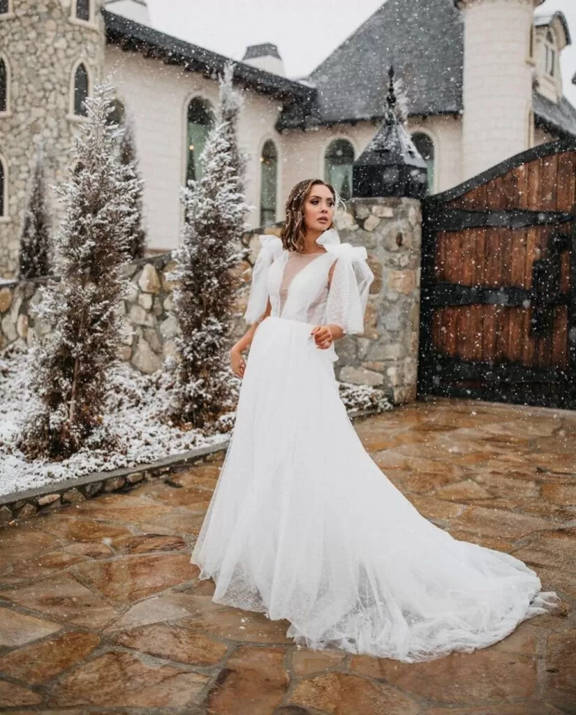 winter wedding outfits for brides