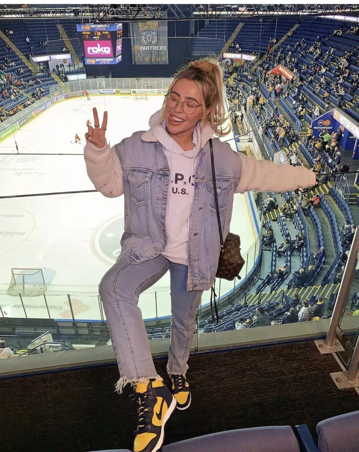 what to wear to a hockey game 13