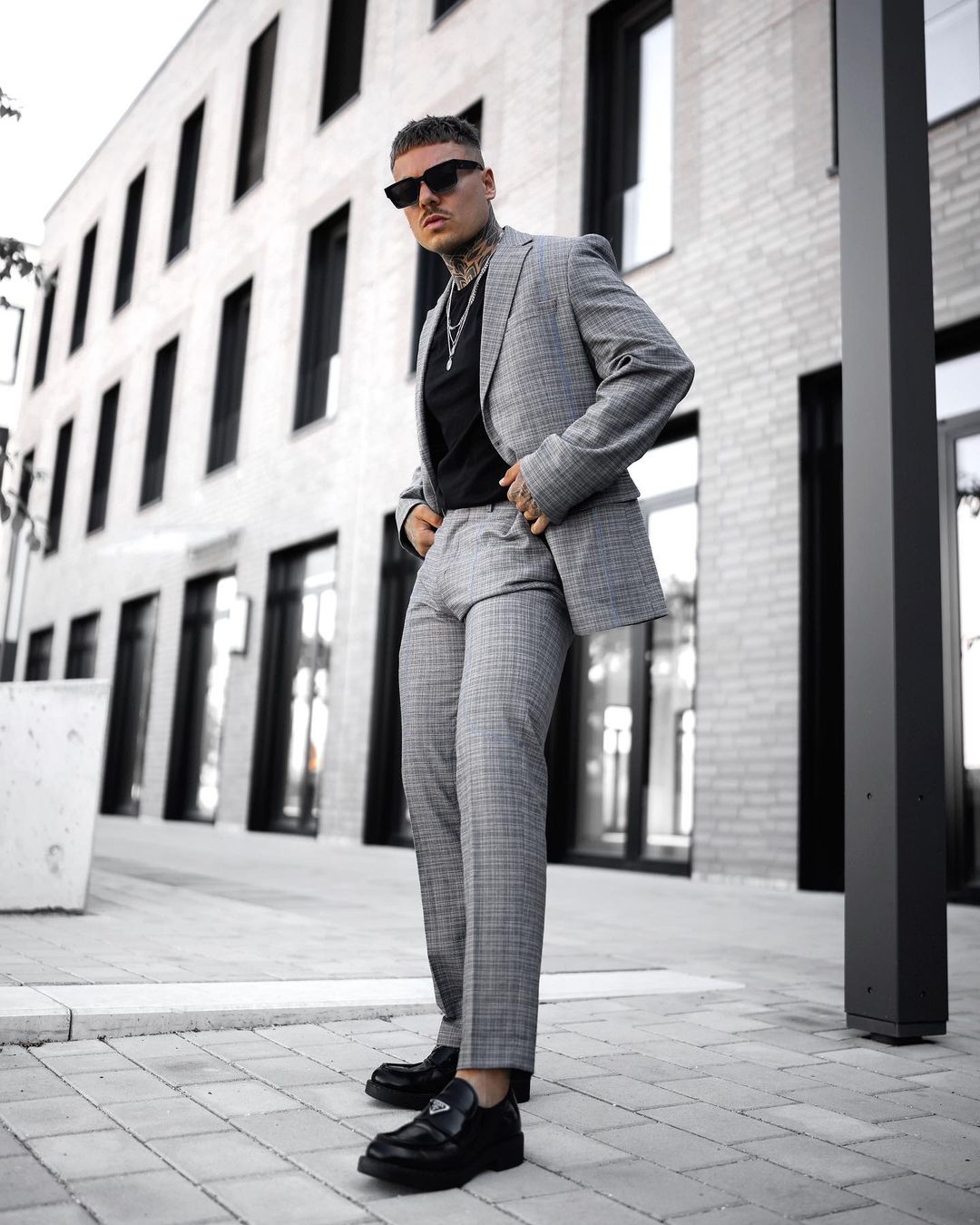 17 Smart Gray Blazer Outfit Ideas for Men