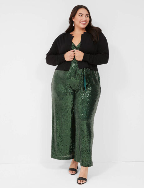 26 Christmas Outfits for Plus Size Women