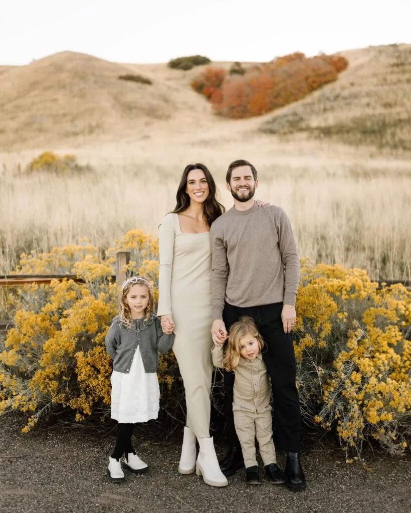 winter family photoshoot outfits